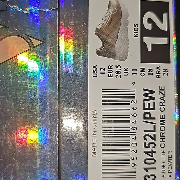 Kids Size 12 Pewter Sketches Uno Lite Chrome Craze! - Picture 3 of 4